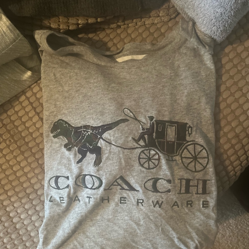 Men’s size small coach t shirt